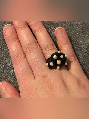 90s Vintage Black & Gold Dome Cream Faux Pearl-Accented Statement Ring
